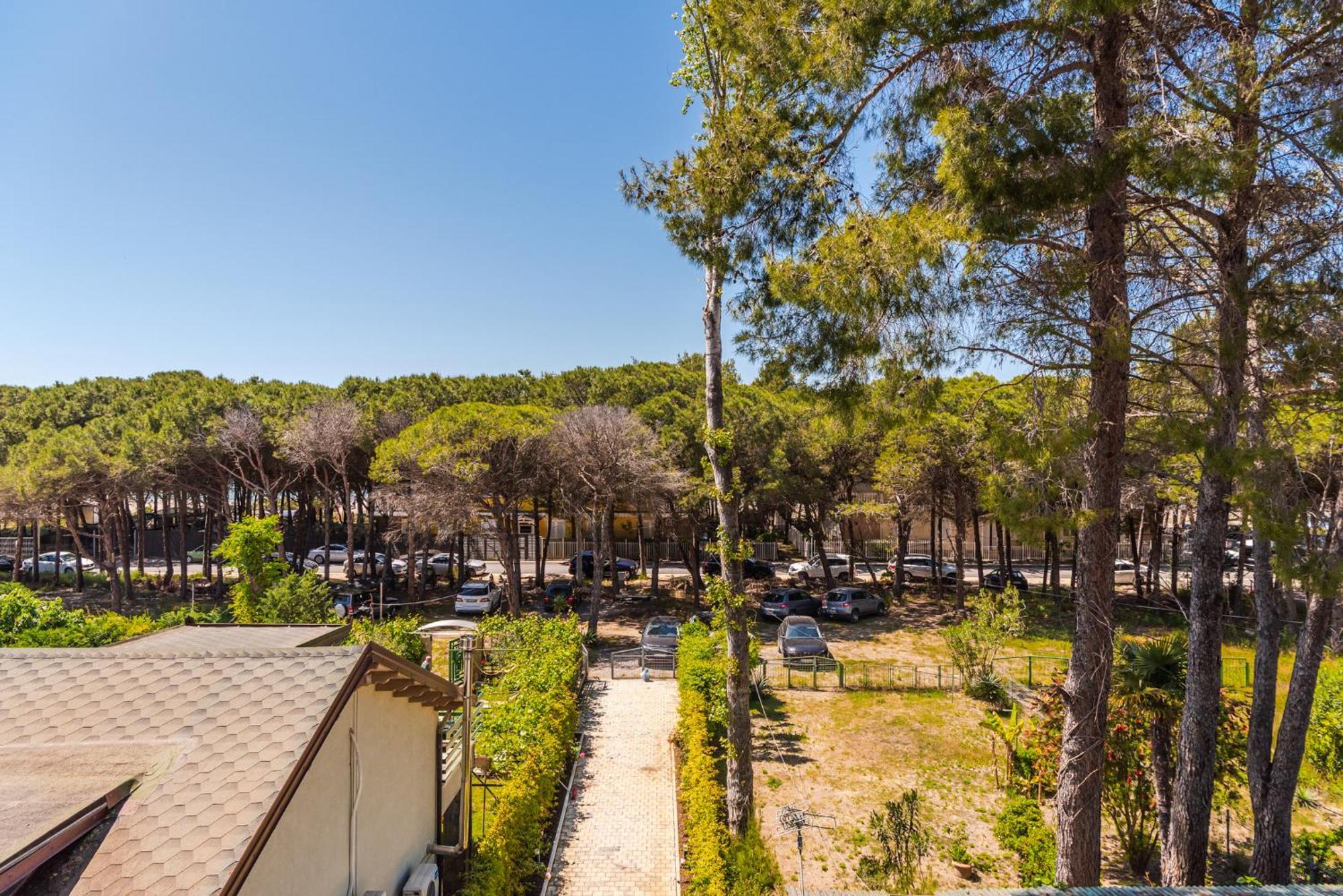 Beni'S Villa Apartments By Ps Golem  Exterior foto
